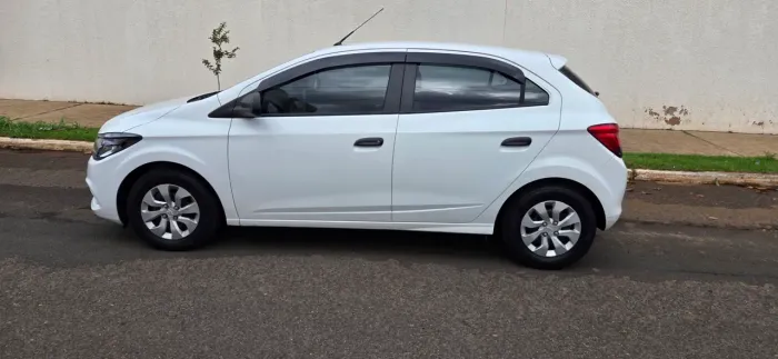Chevrolet Onix JOY Hatch 1.0 8V Flex Mec. 4P 2019