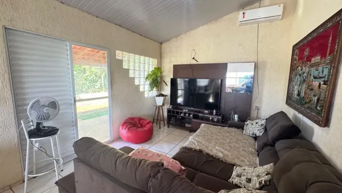 Imóvel para venda tem 1800 metros quadrados com 2 casas, área Rural de Quadra - - SP