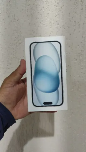 Iphone 15 lacrado sem uso 128 giga