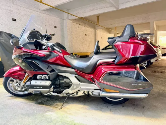 Honda Gold Wing Tour 1.800cc
