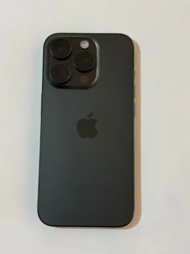 iPhone 15 pro 128gb