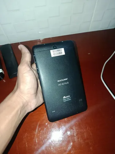 Tablet Multilaser pequeno 