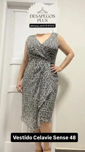 Vestido Celavie 48 animal print seminovo