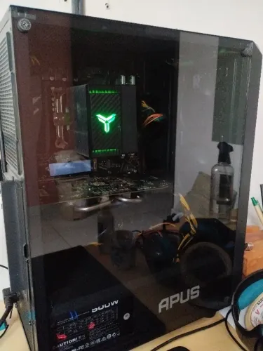 Computador Ryzen 5 5600G com placa de vídeo
