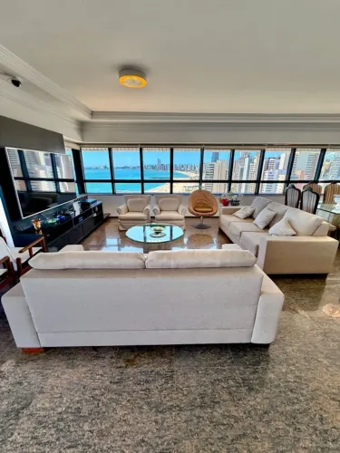 Apartamento à venda Beira Mar de Fortaleza