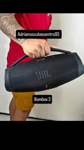Caixa de som bom box3 resistente a água pega pendrive cartão usd e FM cuida