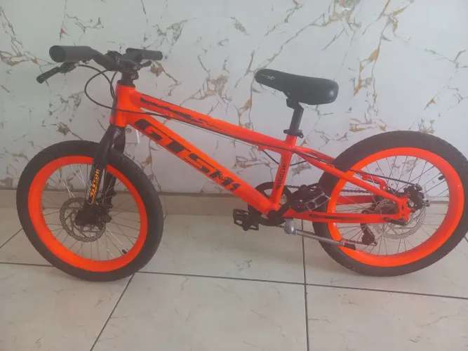 Bicicleta infantil aro 20 câmbio shimaro disco 7v