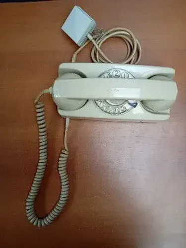 Telefone de disco antigo modelo tijolinho DV00209