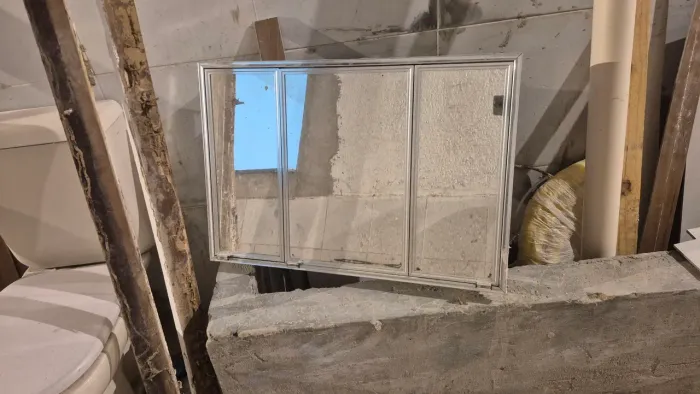 Armário com espelho para banheiro - Cris Metal