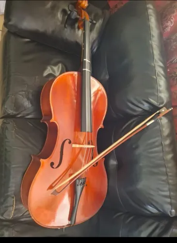 VIOLONCELO 4/4(Mavis 6012)