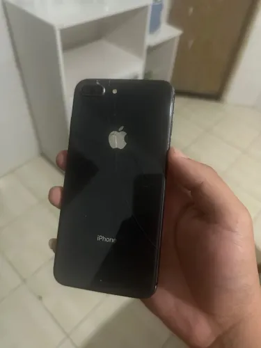 iPhone 8 Plus