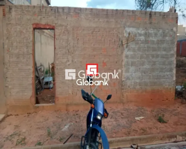Terreno/Lote em Montes Claros, no bairro Residencial Parque Sul, à venda.