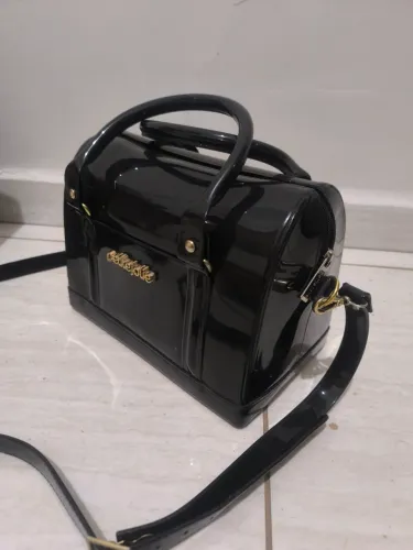 Bolsa baú Petite Jolie