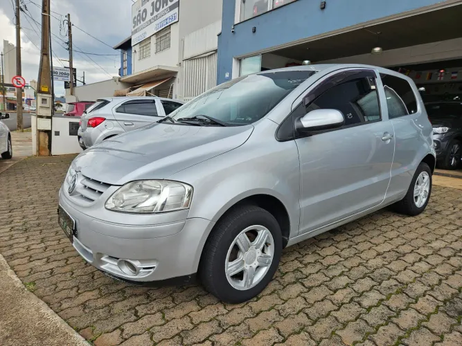 Volkswagen Fox Plus 1.0mi/ 1.0mi Total Flex 8V 3P 2004
