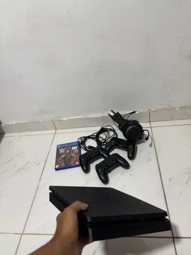 PlayStation 4 slim