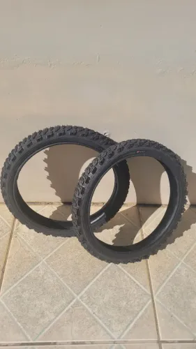 Par pneu chaoyang aro 16x1.75, retirados de bike infantil, novos sem uso!
