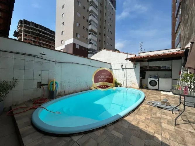 Casa 3 dormitórios com piscina no Canto do Forte, Praia Grande/SP