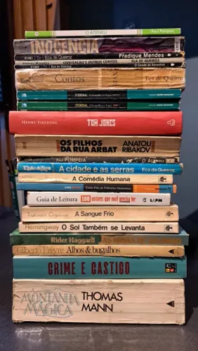 Lote de Livros Variados - Dostoievski, Thomas Mann, Hemingway, Stendhal, etc... 