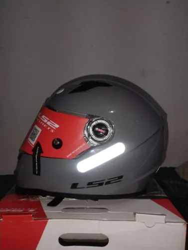 Capacete de Moto LS2 Tamanho L/60 Novo!.