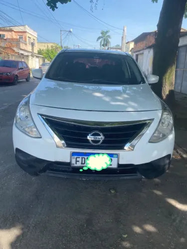 Nissan Versa SL 1.6 16V Flexstart 4P Mec. 2016