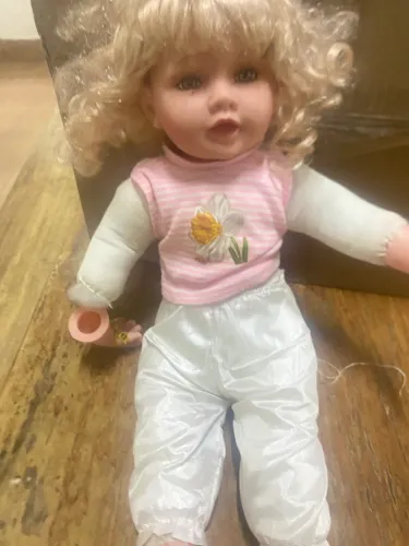 Boneca adora doll
