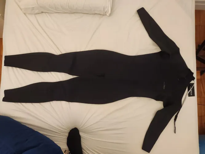 Roupa de Borracha Feminina Marca Dark Lightning Tamanho S