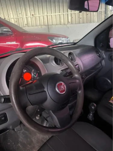 Fiat Uno Vivace Celeb. 1.0 EVO F.flex 8V 5P 2014