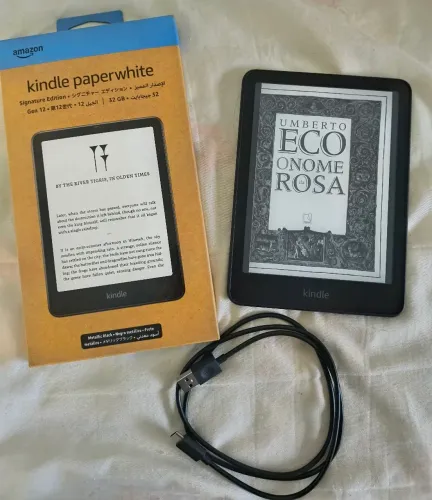Kindle Paperwhite Signature Edition *APENAS CAMPINA GRANDE*