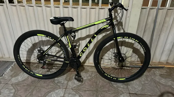 ? Bicicleta Colli Nantes Aro 29  Bicicleta em excelente estado de conservação