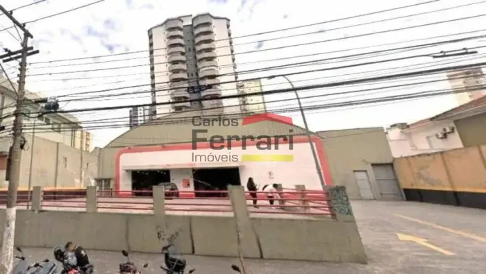 Galpão comercial na Água Fria