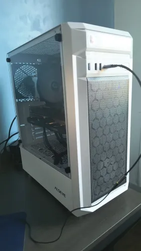 PC Ryzen 5 5600GT + 32gb ram + 1tb nvme + RX 6600