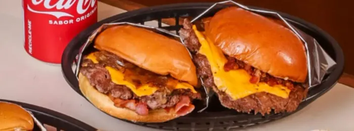 VAGA DE EMPREGO - ATENDENTE DE COZINHA HAMBURGUERIA