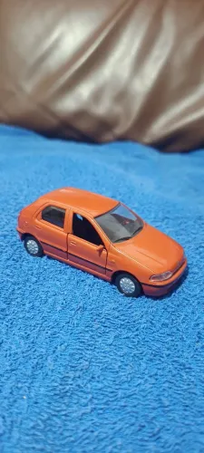 Miniatura 1/43