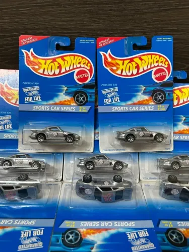 Hot Wheels Vintage 1996 Porsche 930 Sports Series