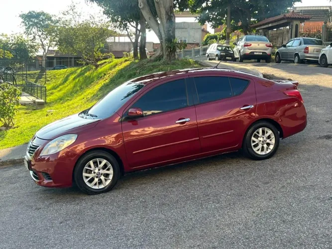 Nissan Versa SV 1.6 16V Flex Fuel 4P Mec. 2012