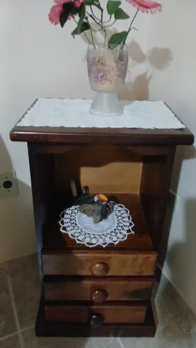 MOVEL DE CANTO DECORATIVO
