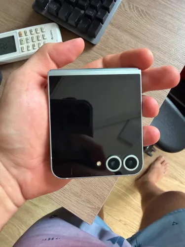 SAMSUNG GALAXY Z FLIP 6