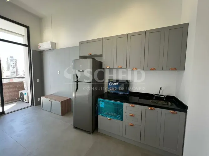Apartamento mobiliado a venda com pé direito duplo para locação em Moema.