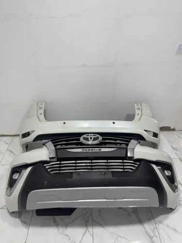 PÁRA-CHOQUES SW4 ORIGINAL TOYOTA 