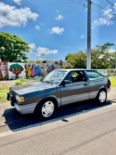 Volkswagen Gol Geração I GTS 1.8 8V Álcool Mec. 2P 1990