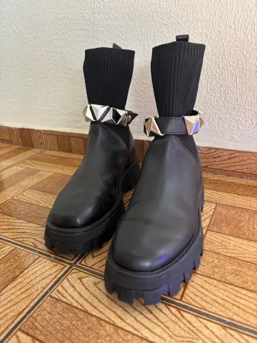 Bota Schütz