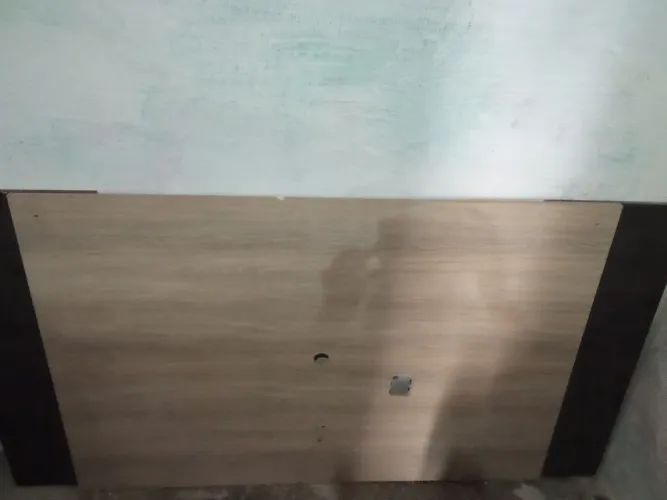 Vendo um painel de parede 