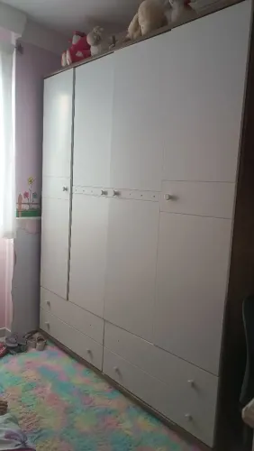 Roupeiro e Comoda