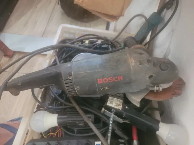 Lixadeira grande bosch