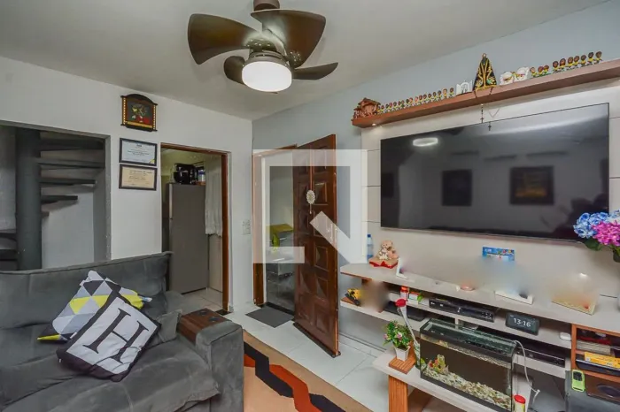 Casa à Venda - Rio Bonito, 3 Quartos, 400 m2