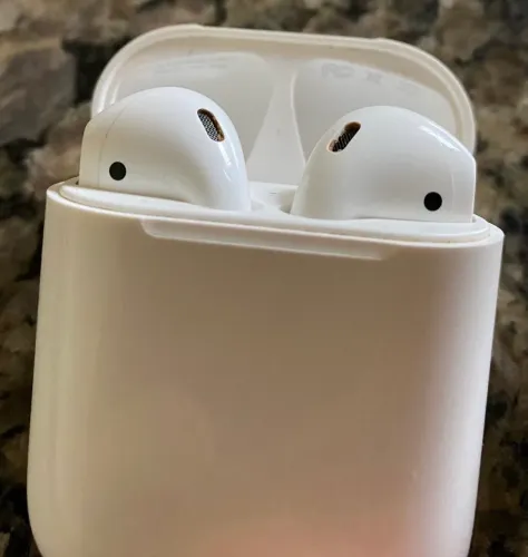 Airpods original Apple 1a geração com defeito