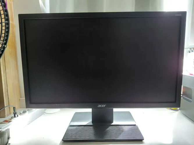 Monitor ACER de 21,5 polegadas