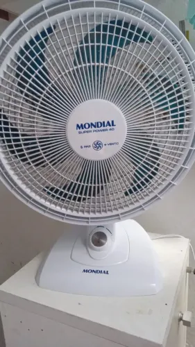 Ventilador de mesa grande 