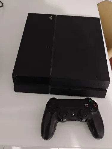 PS4 Com vários Jogos