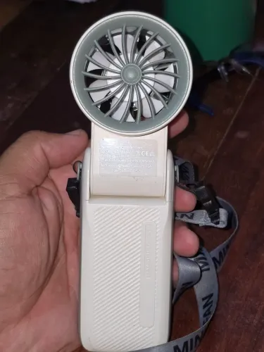 MINI FAN (VENTILADOR DE MÃO)